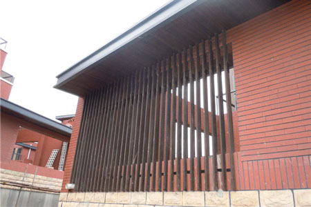Chengdu Tang Lake, Bolin City introduce the concept of international advanced life and elegant architecture. It used 6000 square meters dassoXTR rain clad siding material and finished in 2012.